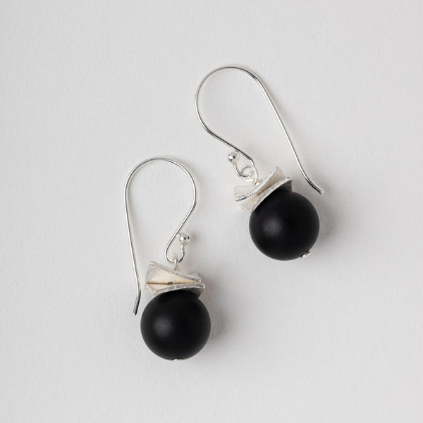 Onyx Square Silver Wave Earrings