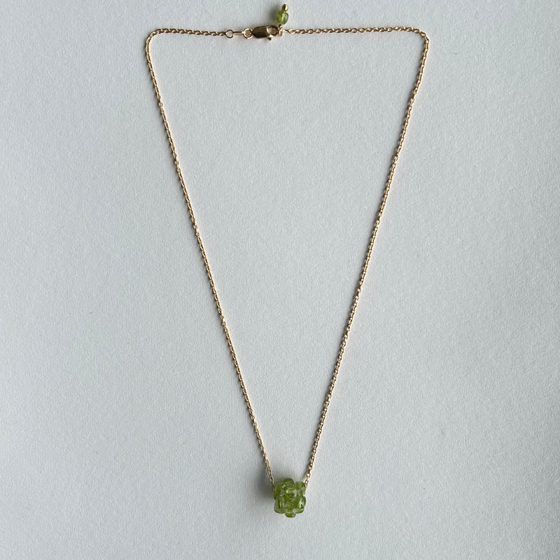 Nicki Gold Peridot Cluster Necklace cm