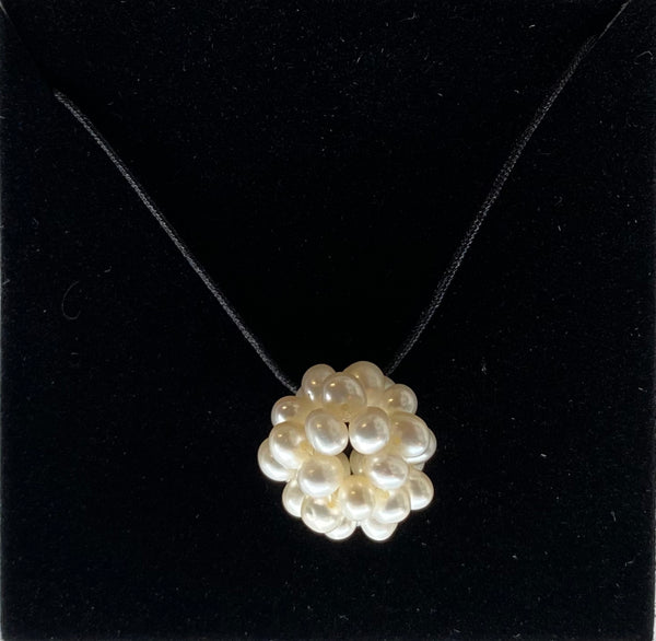 Lace Ball  Pearl