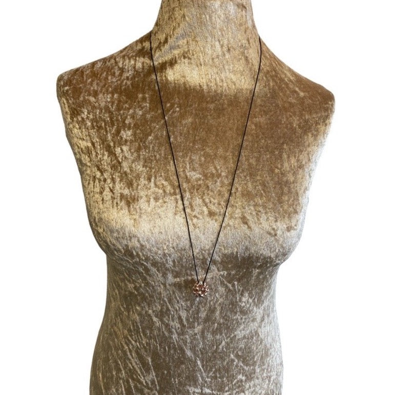 Lace Ball String Pendant - Rose