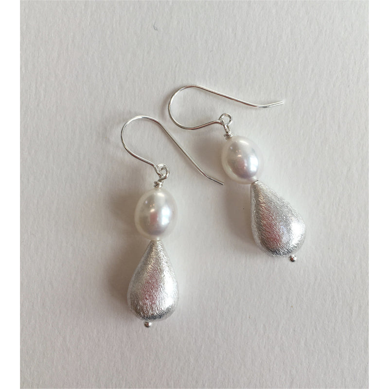 Freshwater Pearl and Silver Teardrop Earrings