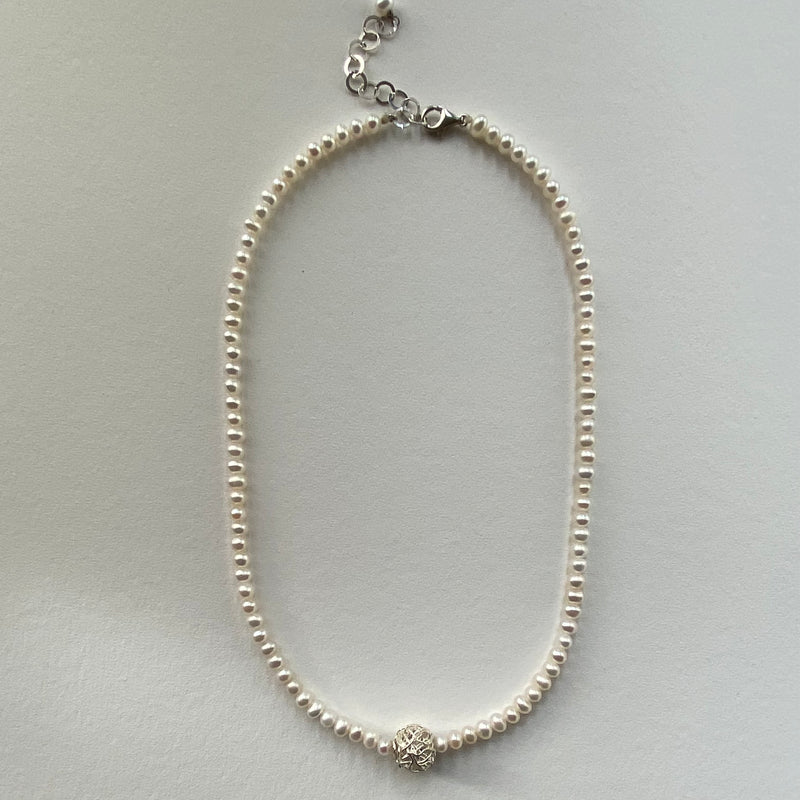 Pearl and Silver Wire Feature Necklace